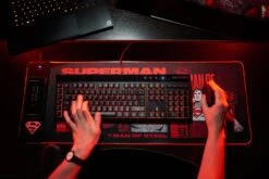 Superman XXL Gaming Mousepad 13 Superman XXL Gaming Mousepad -JustGeek Online Shop 690e15c5 eff0 4a01 a229 5f3047b9448e