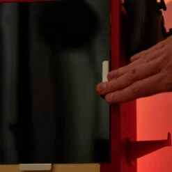 Fallout ‘Nuka-Cola’ Gaming Locker (LED Version) 12 Fallout ‘Nuka-Cola’ Gaming Locker (LED Version) -JustGeek Online Shop NukaCola Fallout LightLocker PL 5