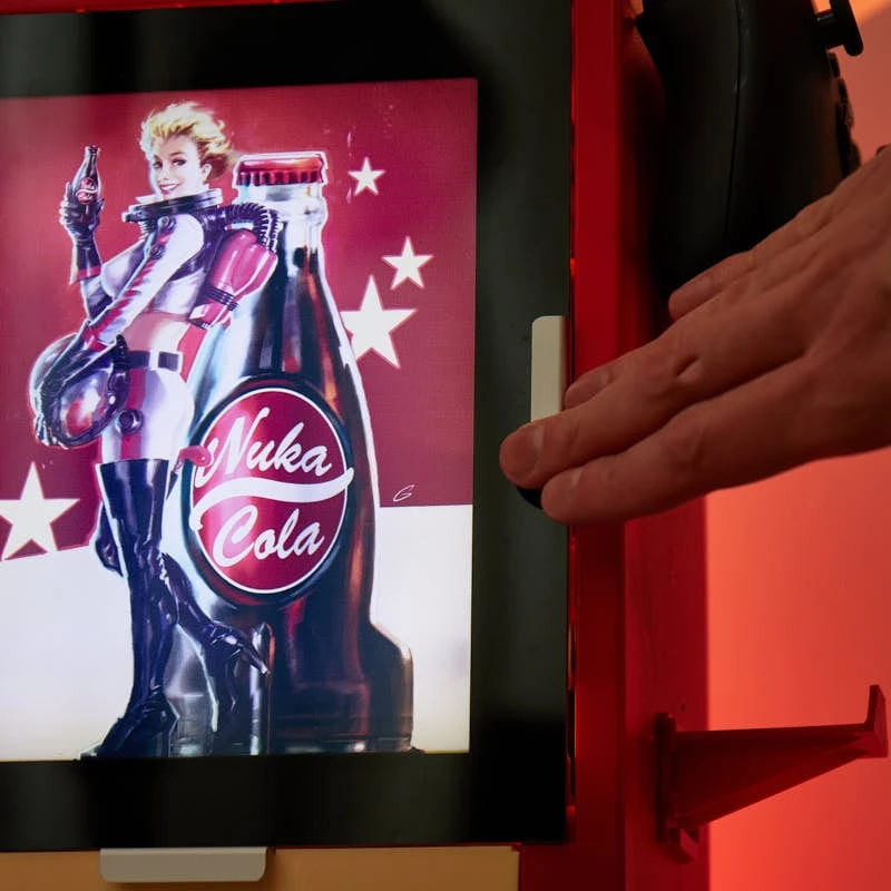 Fallout ‘Nuka-Cola’ Gaming Locker (LED Version) 6 Fallout ‘Nuka-Cola’ Gaming Locker (LED Version) - Image 6