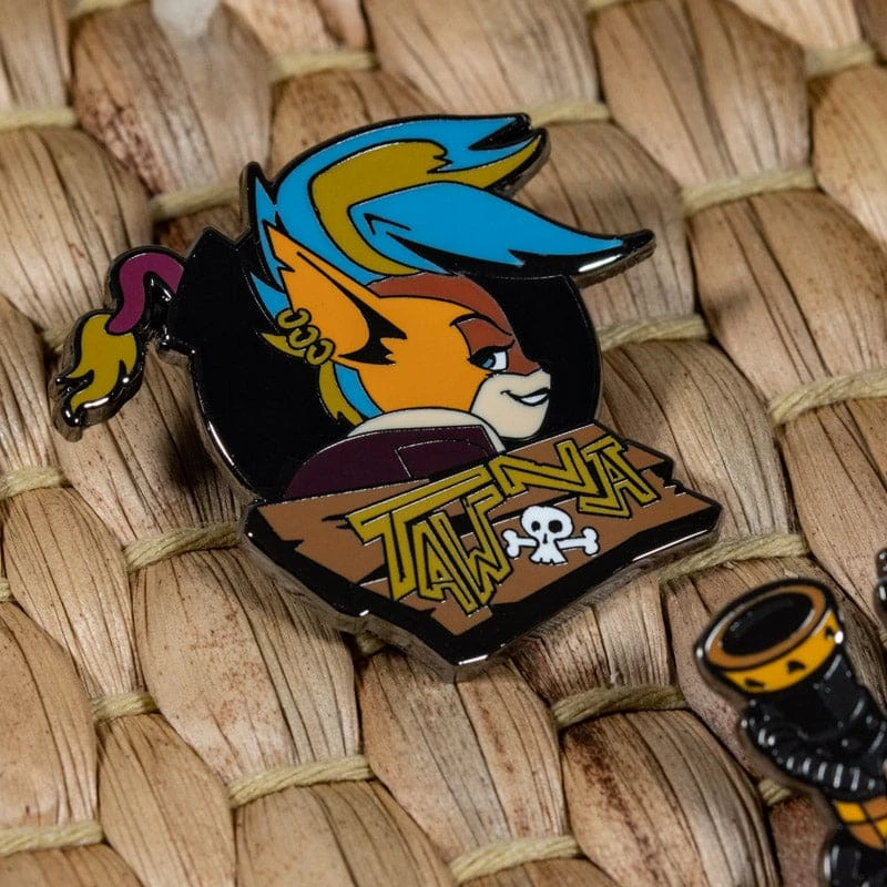 Pin Kings Crash Bandicoot Enamel Pin Badge Set 1.3 – Tawna/Dingodile 2 Pin Kings Crash Bandicoot Enamel Pin Badge Set 1.3 – Tawna/Dingodile - Image 2