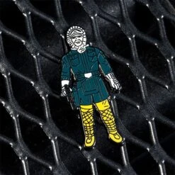 Pin Kings Star Wars Enamel Pin Badge Set 1.15 – Han Solo (Hoth Outfit) And Lando Calrissian -JustGeek Online Shop sw kenner pin kings 1.15 3